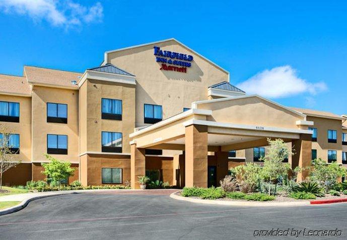 Fairfield Inn & Suites By Marriott San Antonio Seaworld / Westover Hills Екстер'єр фото