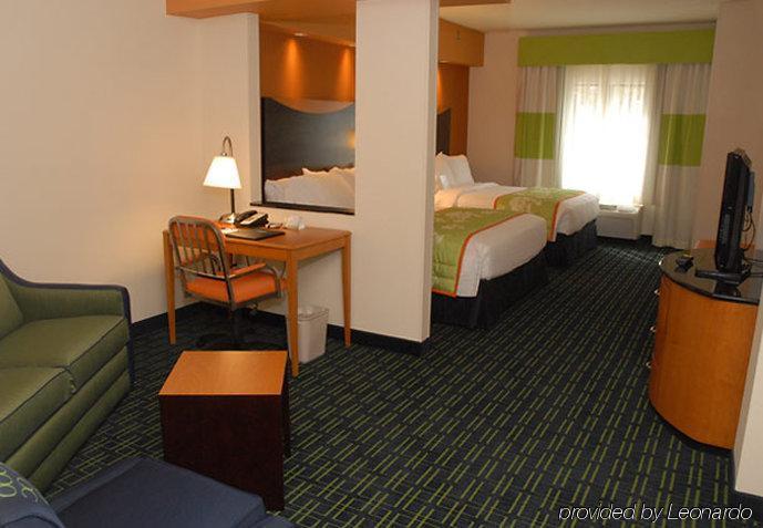 Fairfield Inn & Suites By Marriott San Antonio Seaworld / Westover Hills Екстер'єр фото